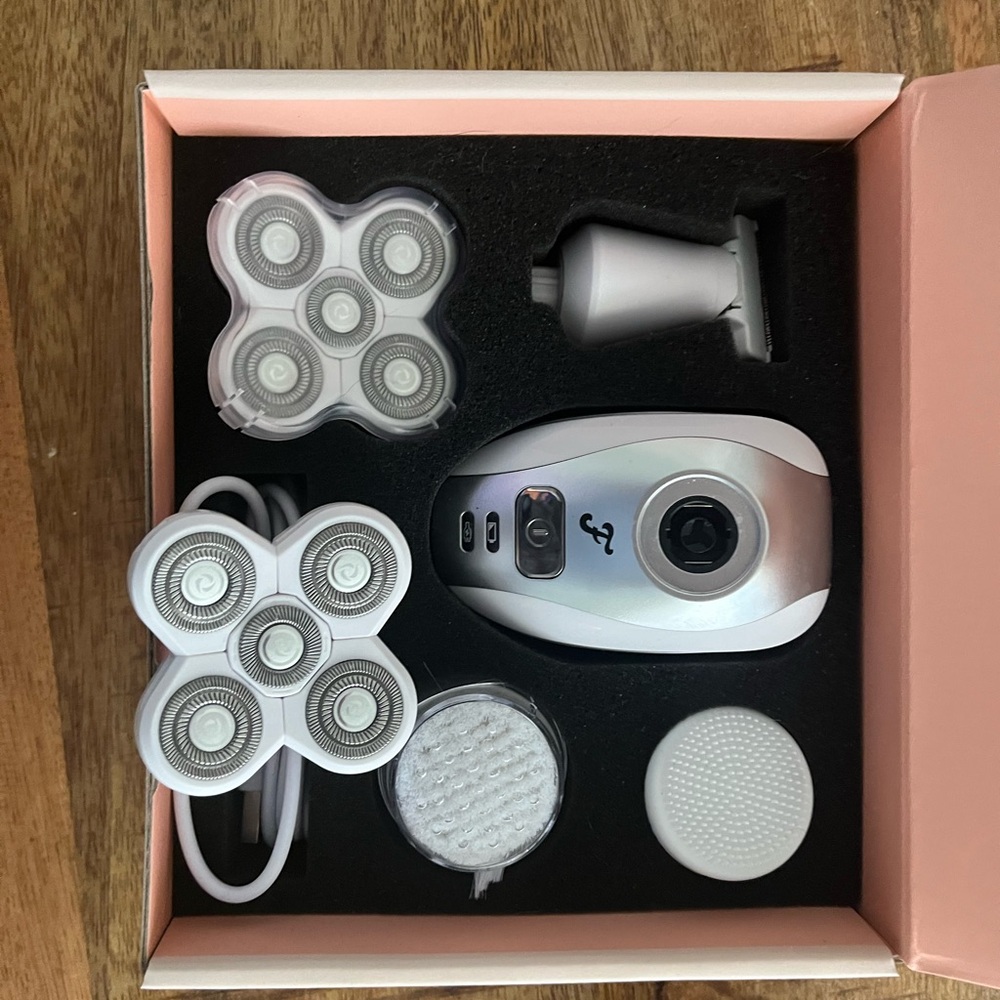 Freebird razor kit for her